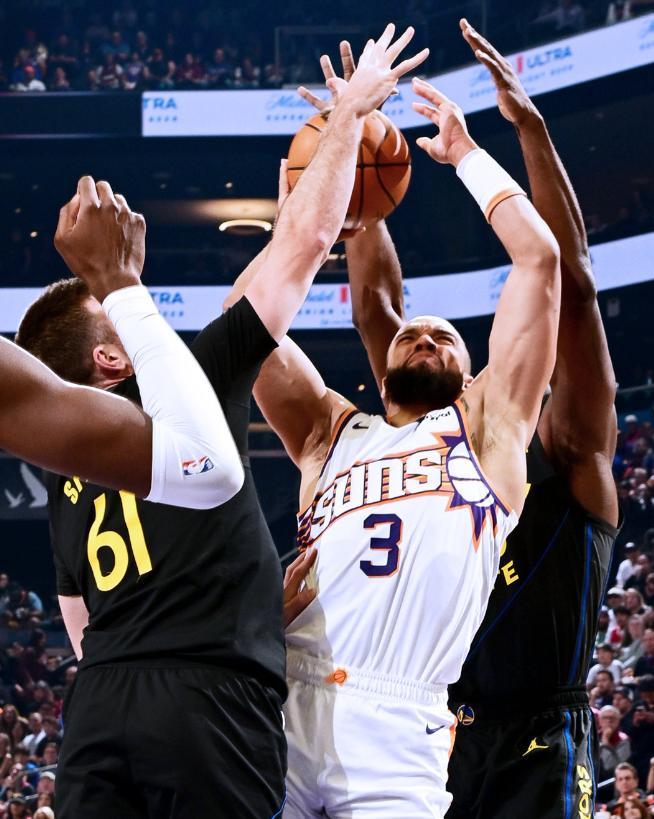 九游体育-落选秀20+6+4+2追梦躺赢，狄龙空砍24分，勇士逆转太阳创NBA纪录