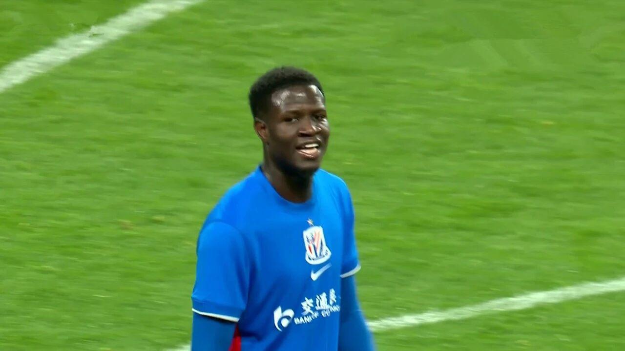 九游体育平台-申花再遭伤病打击！盖伊拉伤未随队出征，战浙江队将仅有3外援